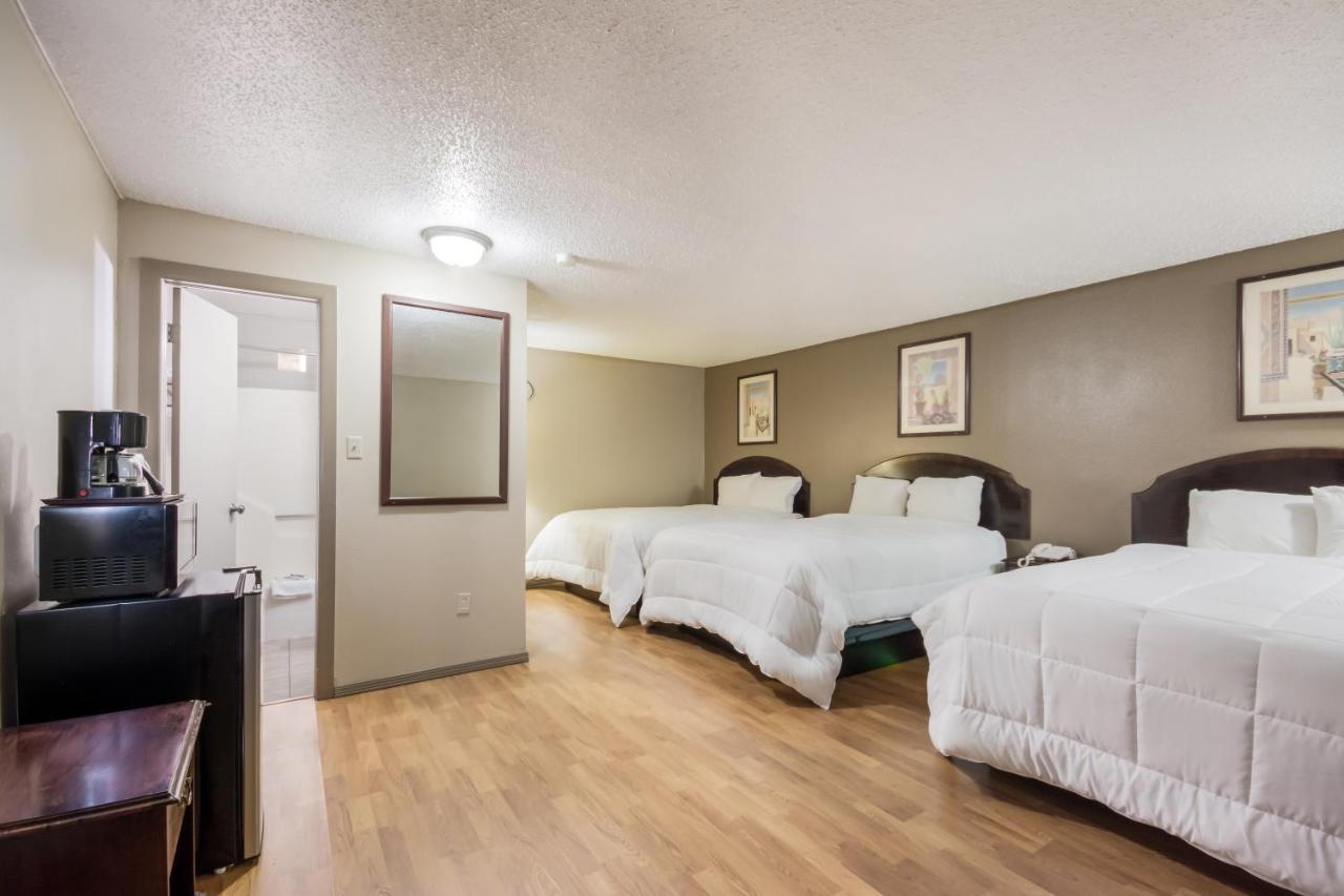 Americas Best Value Inn Woodward At 8Th St Eksteriør bilde