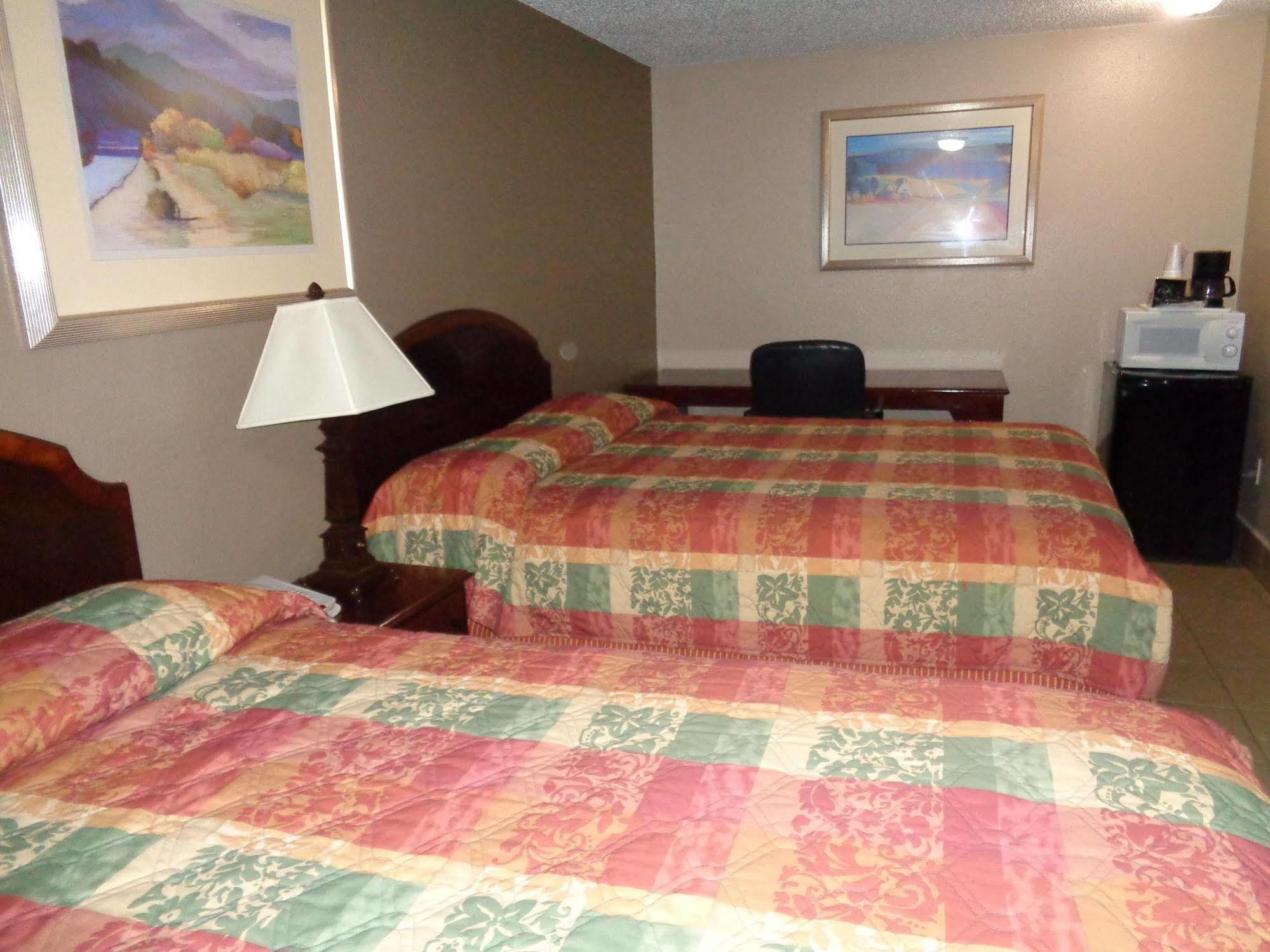 Americas Best Value Inn Woodward At 8Th St Eksteriør bilde